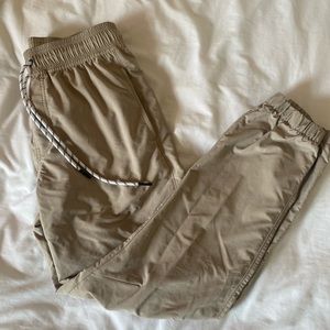 Vineyard Vines Performance On-The-Go Joggers